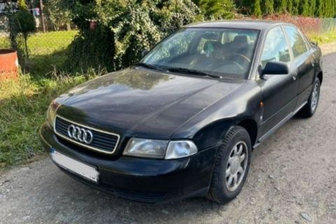 Audi A4 1996 1.6 benzyna Wejherowo